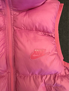 Nike vest Therma-fit 128-137cm 25 (2 foto / 7)