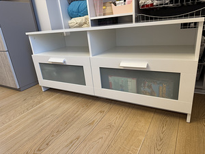 Продается Ikea Brimnes ТВ стол (1 фото из 3)