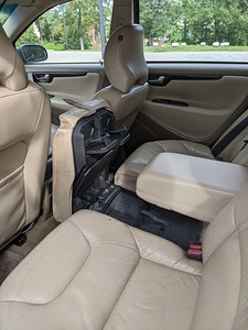 Müüa Volvo V70 (11 foto / 14)