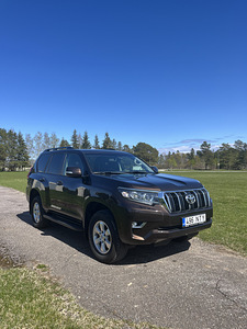 TOYOTA LAND CRUISER (150 SERIES) (7 foto / 10)