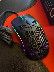 NB! UUEVÄÄRNE!Glorious PC Gaming Race, model O juhtmega hiir (4 foto / 6)