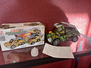 Dinosauruse auto (valgus + spray efekt) (1 foto / 4)