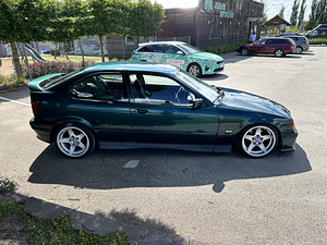 BMW 318tds (5 foto / 10)