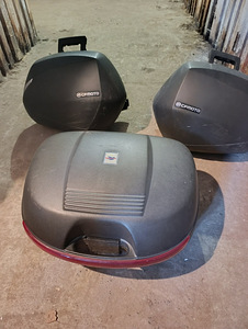 CFMOTO 650MT (2 foto / 7)