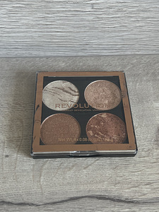 Highlighter (2 foto / 3)