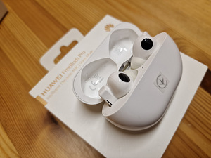 Huawei Freebuds Pro (2 фото из 2)