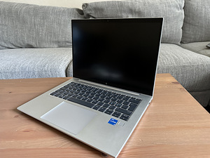 HP EliteBook 840 G10 14" / I5 - 1335U / 32 GB / 1TB (1 foto / 3)