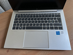 HP EliteBook 840 G10 14" / I5 - 1335U / 32 GB / 1TB (2 foto / 3)