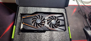 GTX 1070 (1 foto / 3)