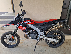Aprilia SX 50 FACTORY 2,2kW (2 foto / 10)