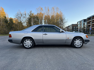 Mercedes-Benz E 320 Sportline Getrag 3.2 R6 (4 foto / 15)