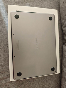 Apple MacBook Pro 14 32GB RAM 512GB SSD M1 Pro (3 foto / 4)