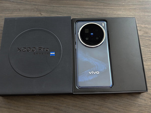 Uus Vivo X200 Pro 12+256GB sinine (2 foto / 3)