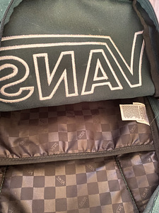 UUS koolikott Vans + TASUTA SAATMINE + KINGITUS (3 foto / 4)