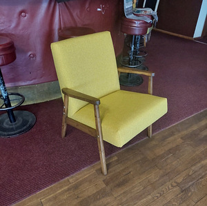 Täielikult uuendatud tugitool (1 foto / 4)