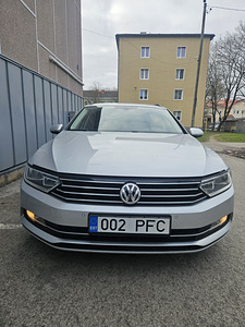 Volkswagen Passat b8 2018 (1 фото из 9)