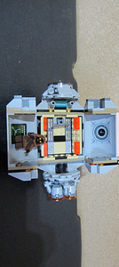 Lego 75136, Droid™ Escape Pod (3 foto / 4)