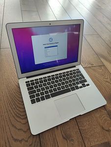 Apple MacBook Air 13", 2015, Intel Core i5 (1 foto / 2)