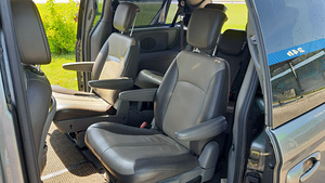 Chrysler Grand Voyager (3 foto / 10)