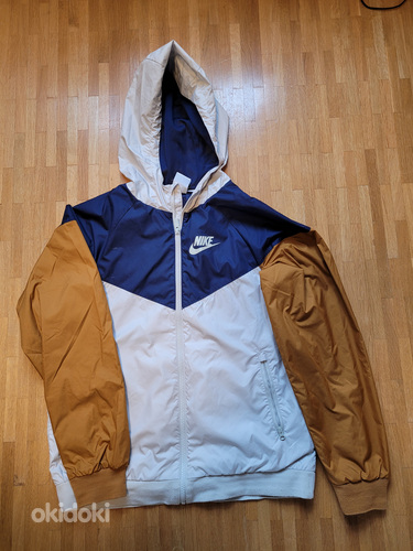 Куртка для мальчиков Nike XL (158 - 170 см) (фото #1)