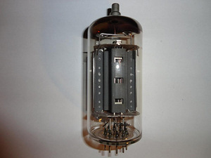 46 tk. Raadiolamp 6P45S (2 foto / 2)