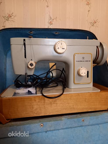 Швейная машина Чайка - 132М (фото #1)