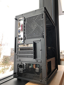 Mänguriarvuti: i5 / R9 280 (4 foto / 5)