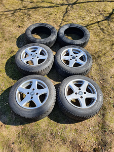 Зимние шины Nokian/Michelin на литых дисках R15 4×114.3 4*114.3 (1 фото из 6)