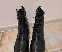 Зимние кожаные ботинки Tamaris размер 41