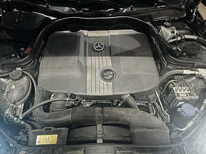 Mercedes benz w212 E200 CDI 2011 (5 foto / 10)