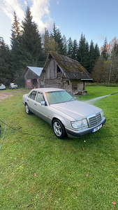 W124 E230 (1 фото из 3)