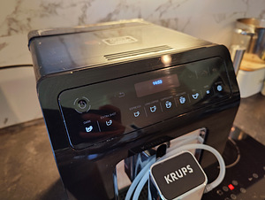 Krups Evidence EA89 täisautomaatne espressomasin/ kohvimasin (2 foto / 4)