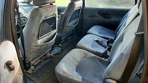 Ford Galaxy (8 фото из 9)