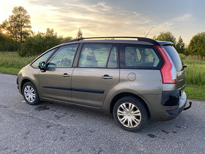 CITROËN C4 PICASSO (4 foto / 10)