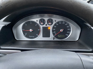 FORD GALAXY 1.9TDI (9 foto / 10)