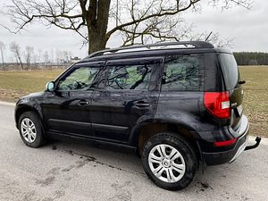SKODA YETI 2.0TDI 85KW (3 foto / 10)