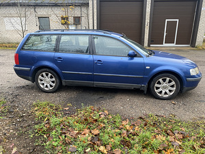 Volkswagen Passat (2 foto / 5)