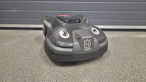 Husqvarna Automower 415X (1 foto / 10)