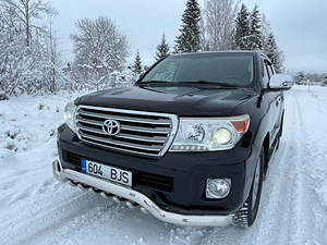 Toyota v8 (1 фото из 11)