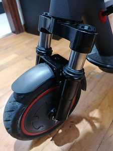 Esihark koos amortisaatoriosadega Xiaomi Mijia M365 jaoks (4 foto / 4)