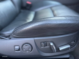 Audi A8 2008 рестайлинг (12 фото из 12)