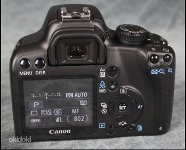 Canon EOS 1000D + 18-55 мм + зарядное устройство + оригинальная коробка (фото #3)