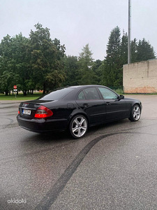Мерседес-Бенц W211 E200 CDI 2007 (6 фото из 15)