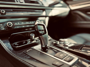BMW 520D F11 2.0D N47D20C 120kW 2011 (13 foto / 15)