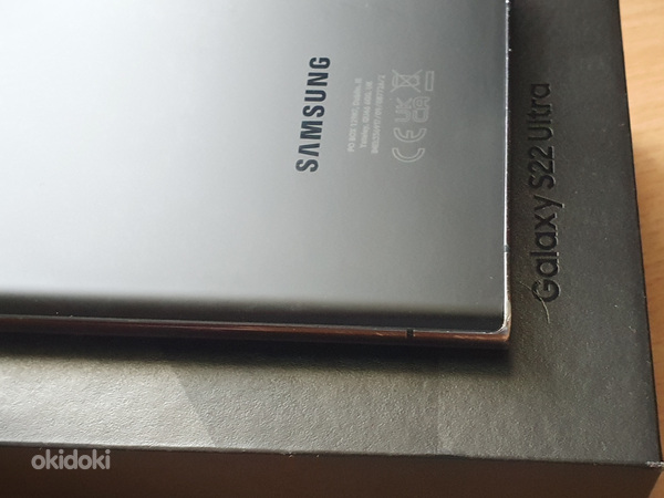 Samsung Galaxy S22 Ultra 5G (фото #4)