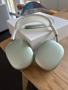 Apple Airpods Max (1 фото из 4)