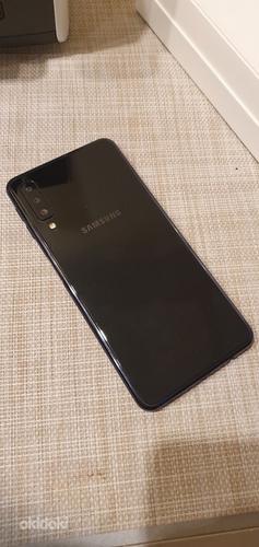 Samsung A7 2018 (фото #3)