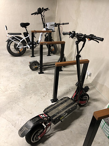 80 km/h Scooter Janobike T85 (3 foto / 6)