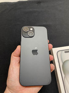 iPhone 15, black, 128GB + magsafe wallet (2 foto / 6)