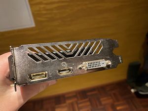 GTX 1050Ti (3 фото из 4)